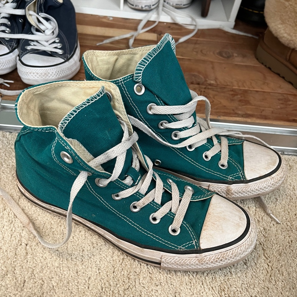 Teal Converse W7.5